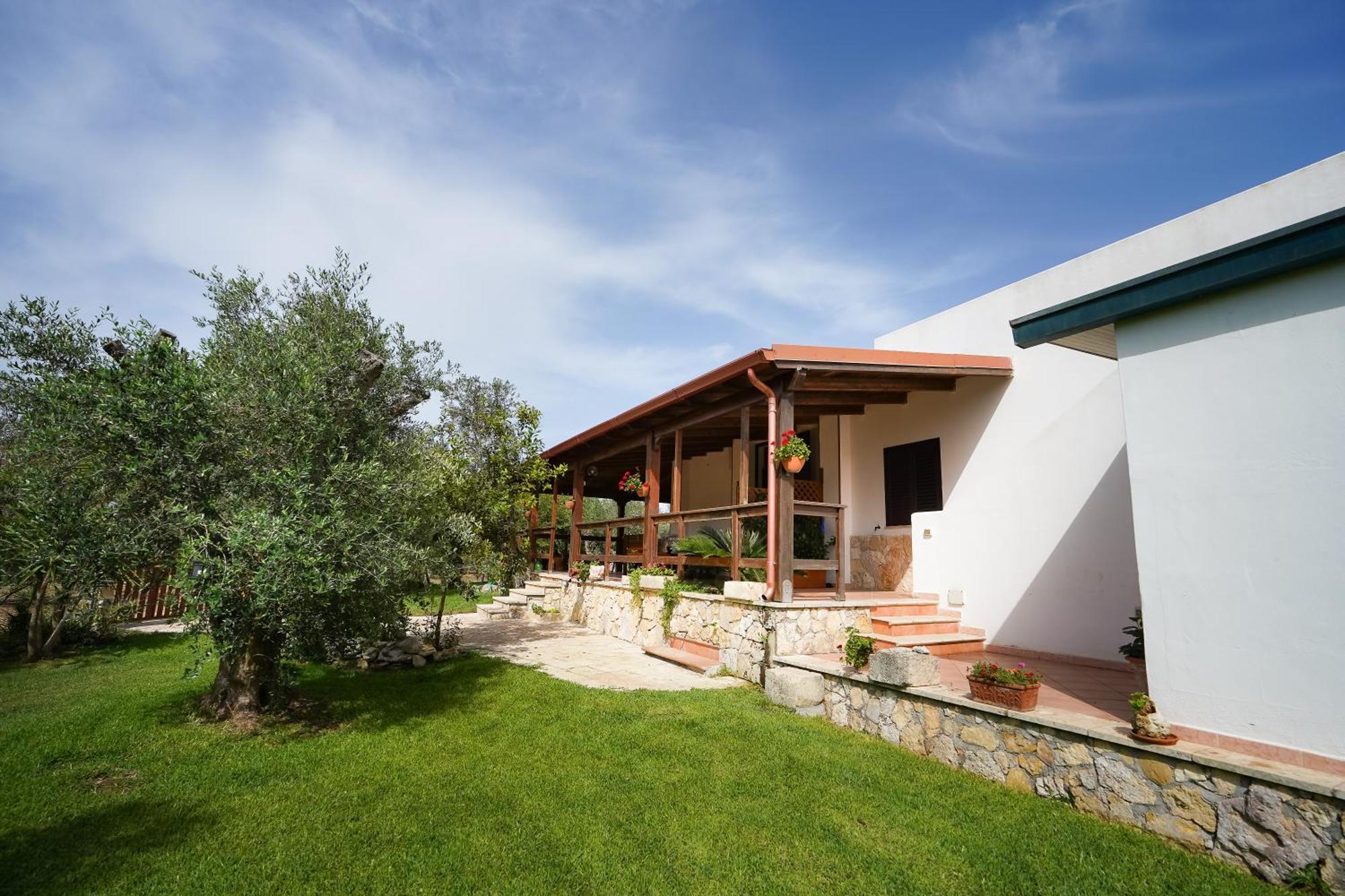 Casa Vacanza Russo Fernando Alimini Εξωτερικό φωτογραφία